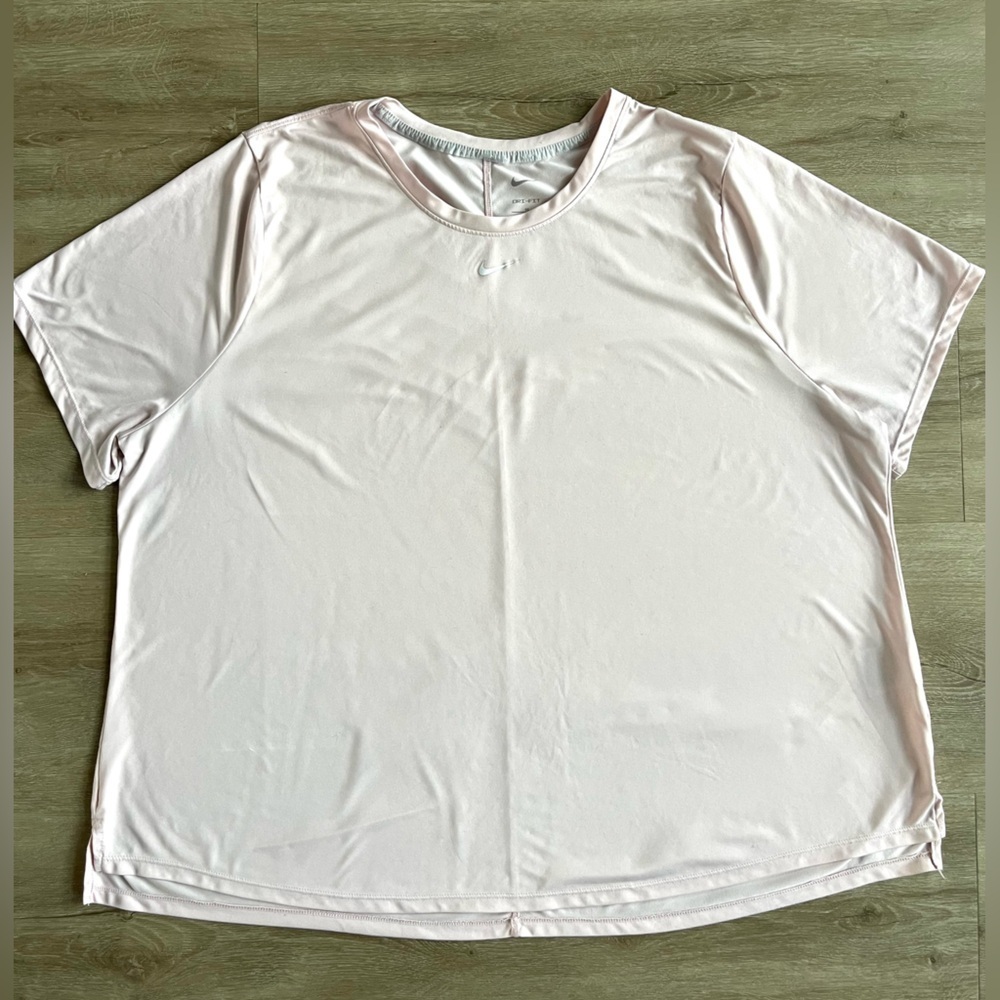 Womens Nike Plus Size 3XL Pink Dri Fit Lightweight Workout Shirt Plus Size